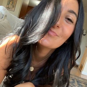 Meet your Posher, Julie